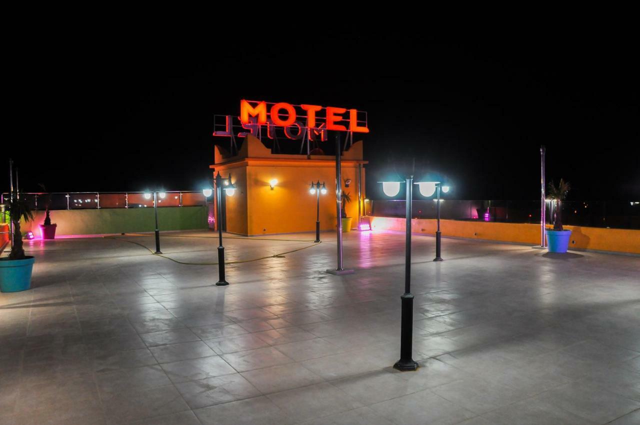 Motel Safari Budget Уарзазат Экстерьер фото